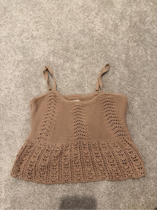 Aeropostale Tops - Aeropostale Crochet Spaghetti Strap Tank Top in Tan